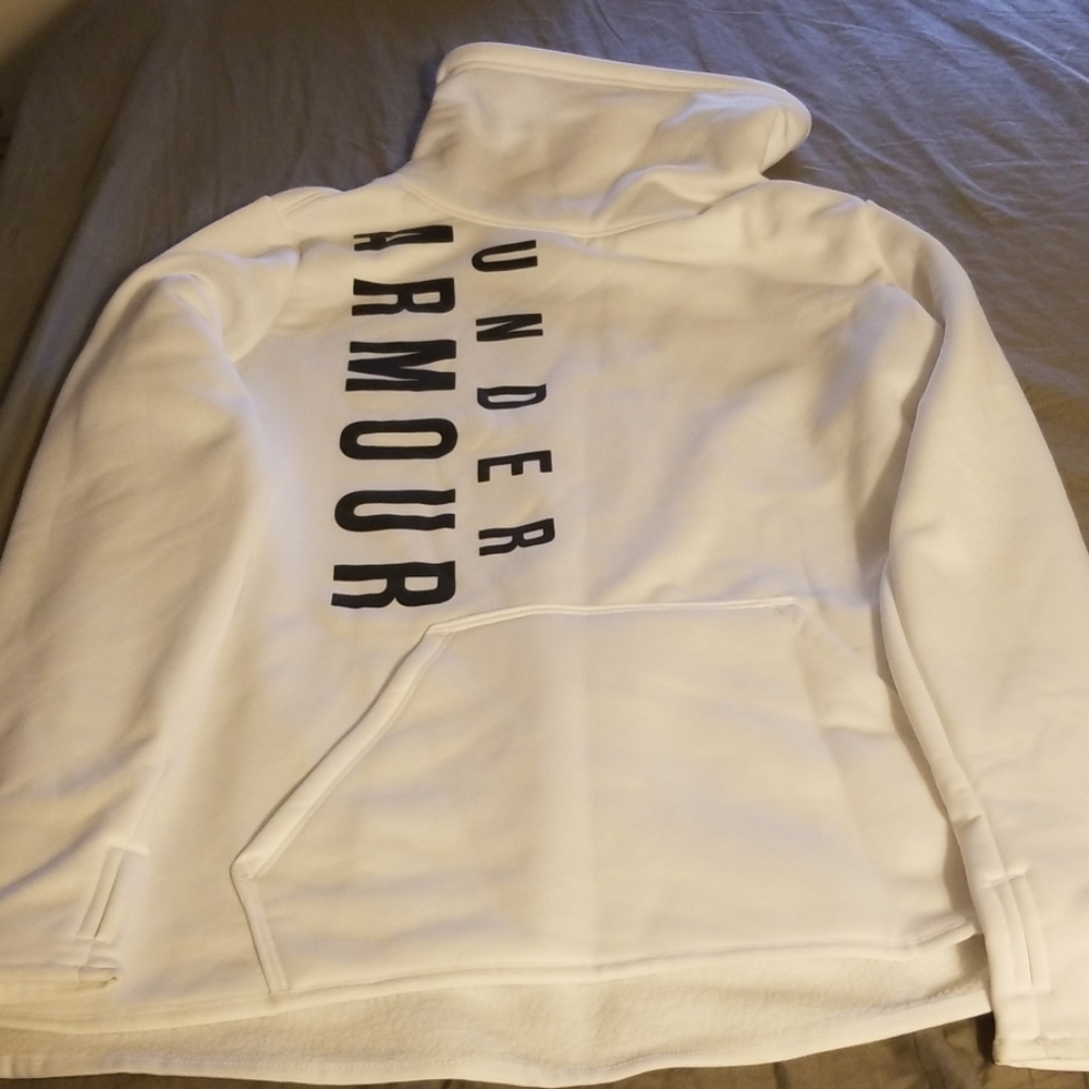 Under armor sweatshirt